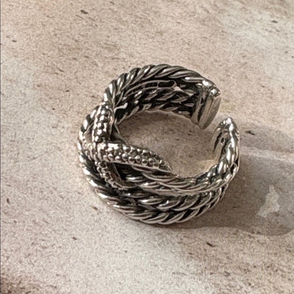 Authentic David Yurman Cable Ring - Picture 5 of 7